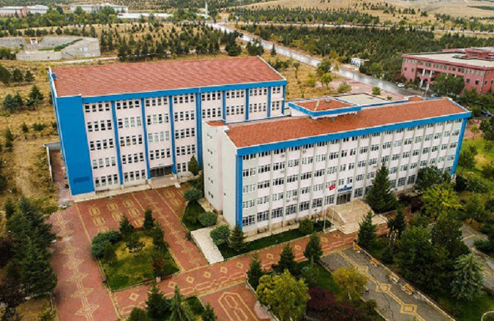 Selçuk Üniversitesi 9